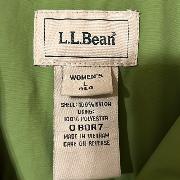 L.L. Bean Womens Vest - Picture 2 of 6